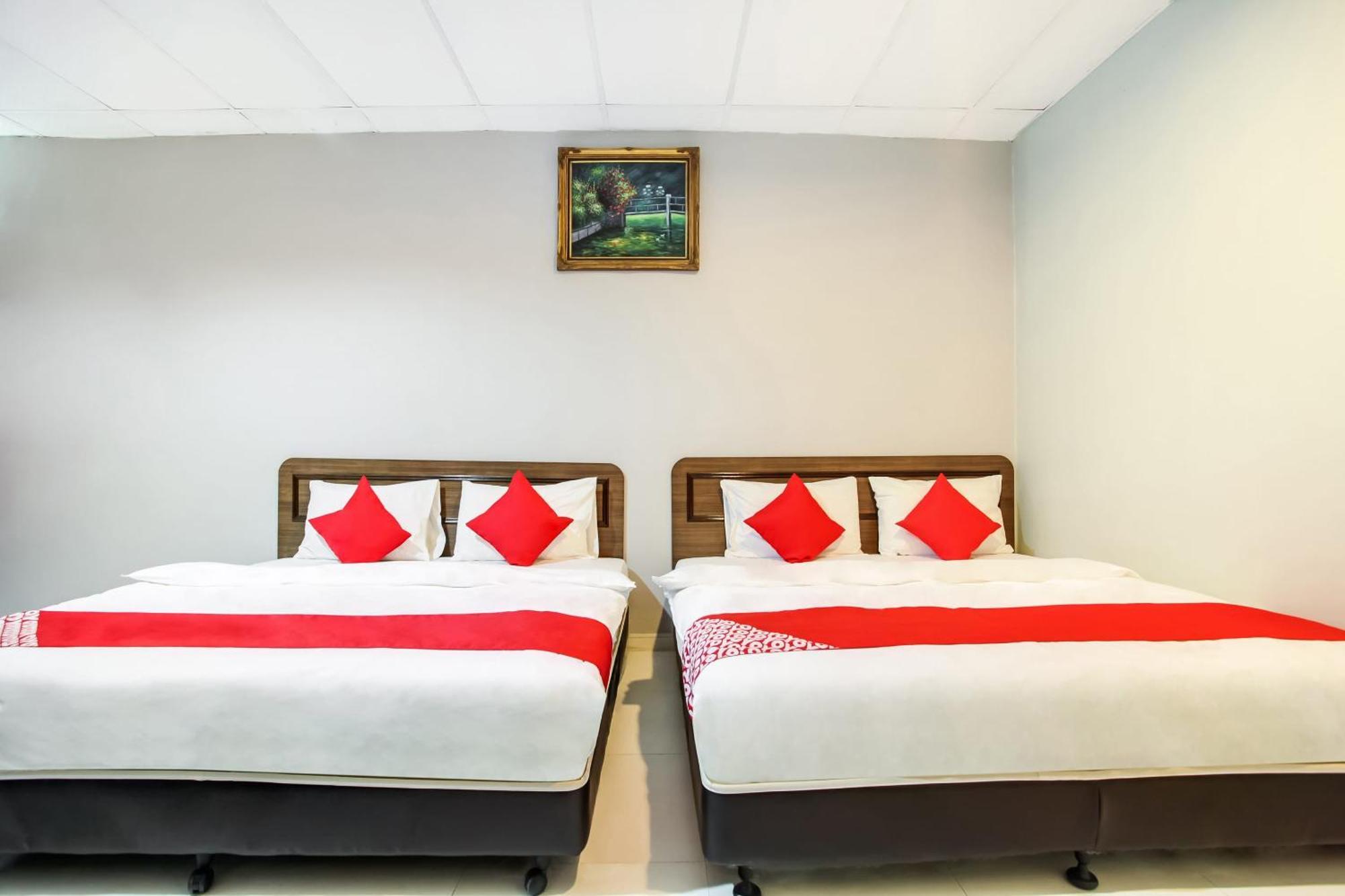 Super Oyo 89427 Kavanas Hotel Taiping Buitenkant foto