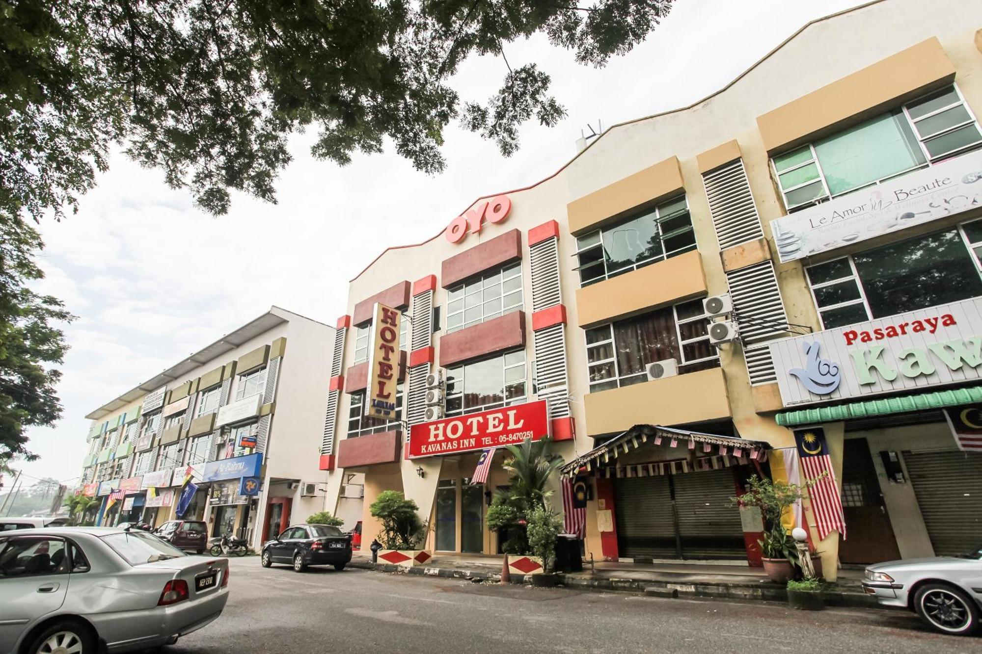 Super Oyo 89427 Kavanas Hotel Taiping Buitenkant foto