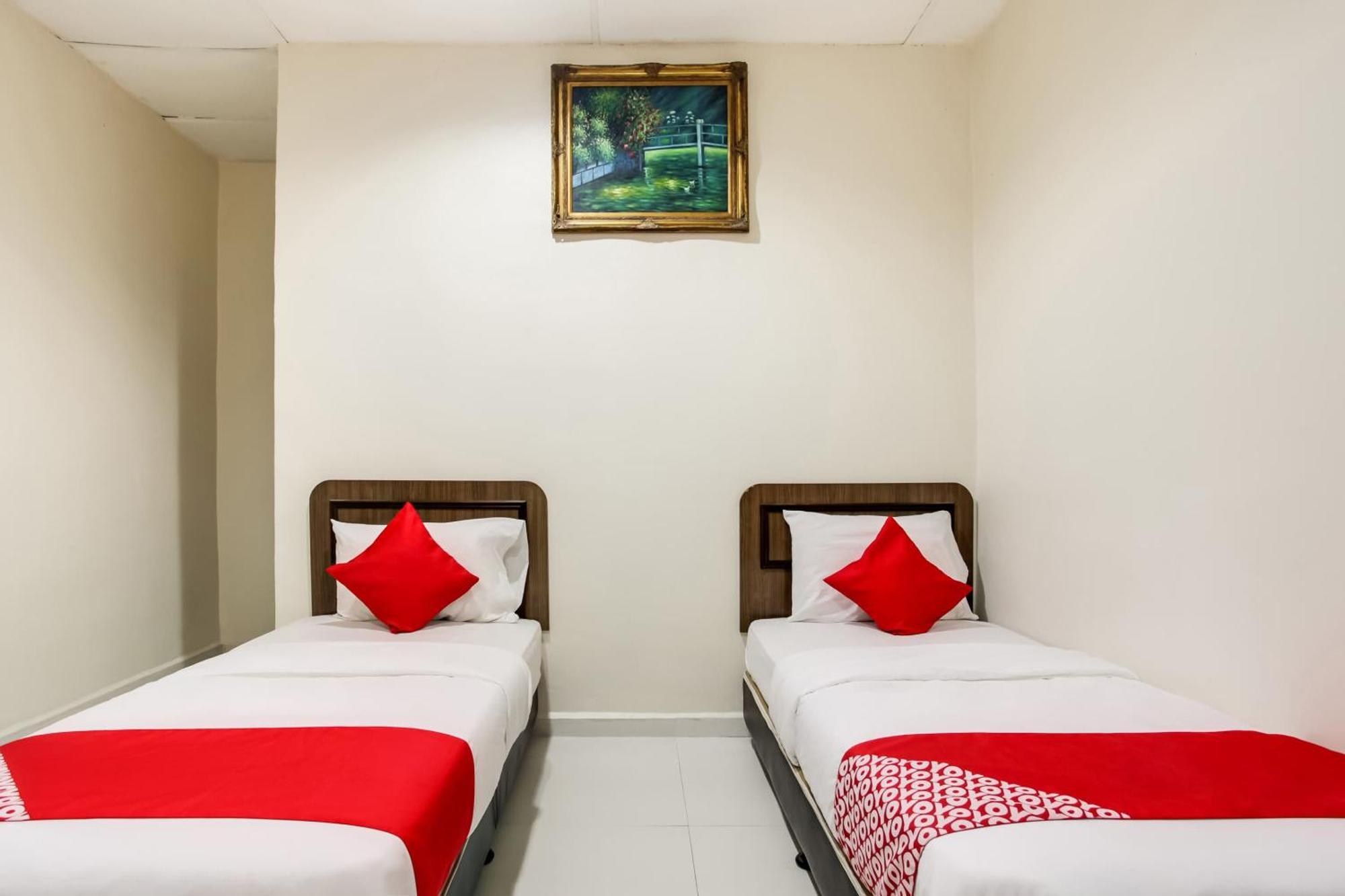 Super Oyo 89427 Kavanas Hotel Taiping Buitenkant foto