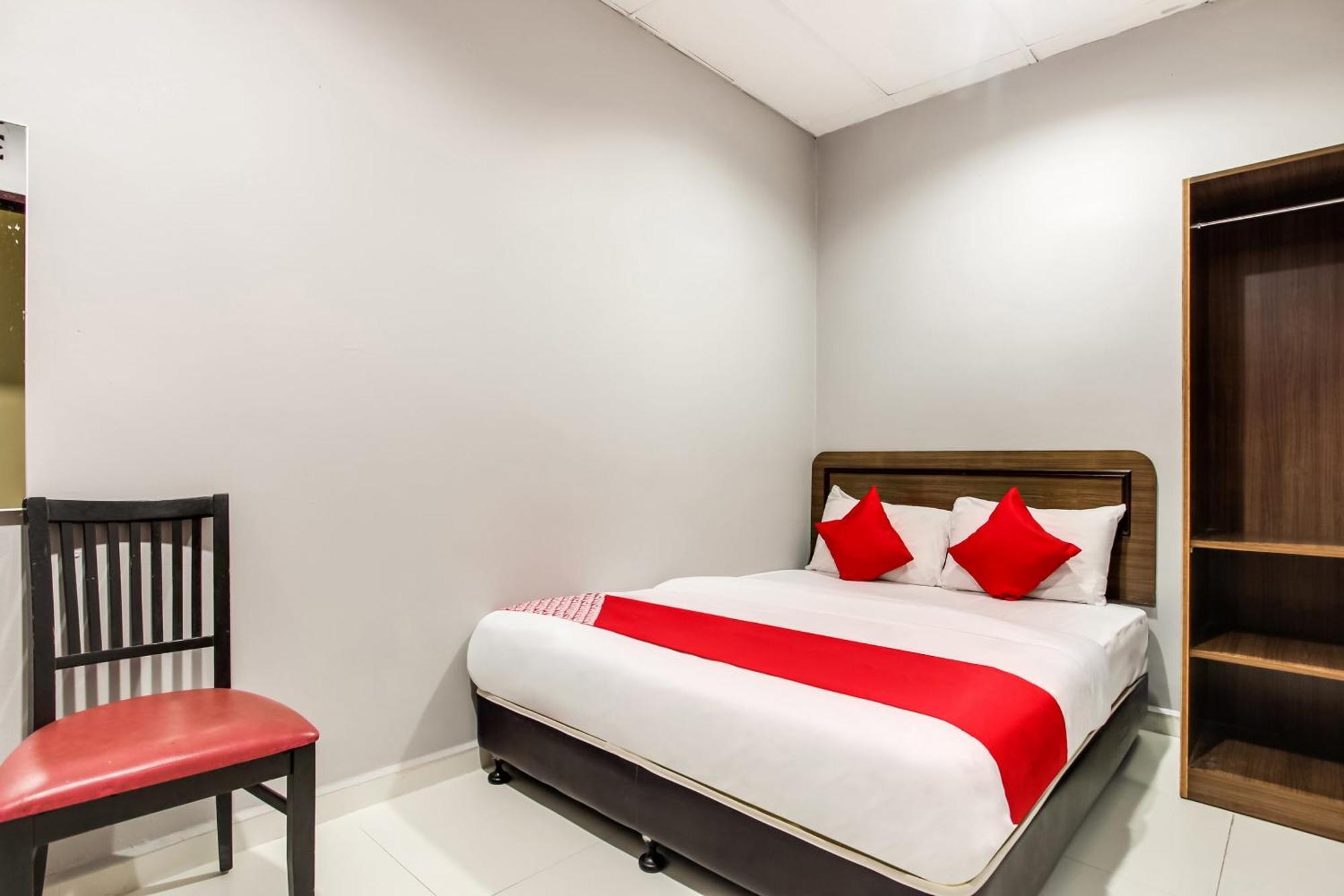 Super Oyo 89427 Kavanas Hotel Taiping Buitenkant foto